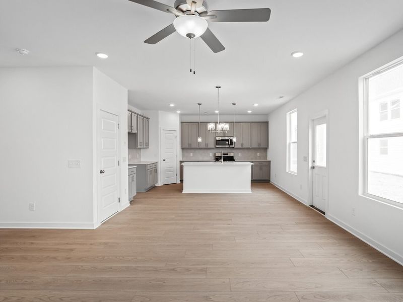 Spacious, unfurnished interior of a new home in Calista Farms, White House (Image 19).