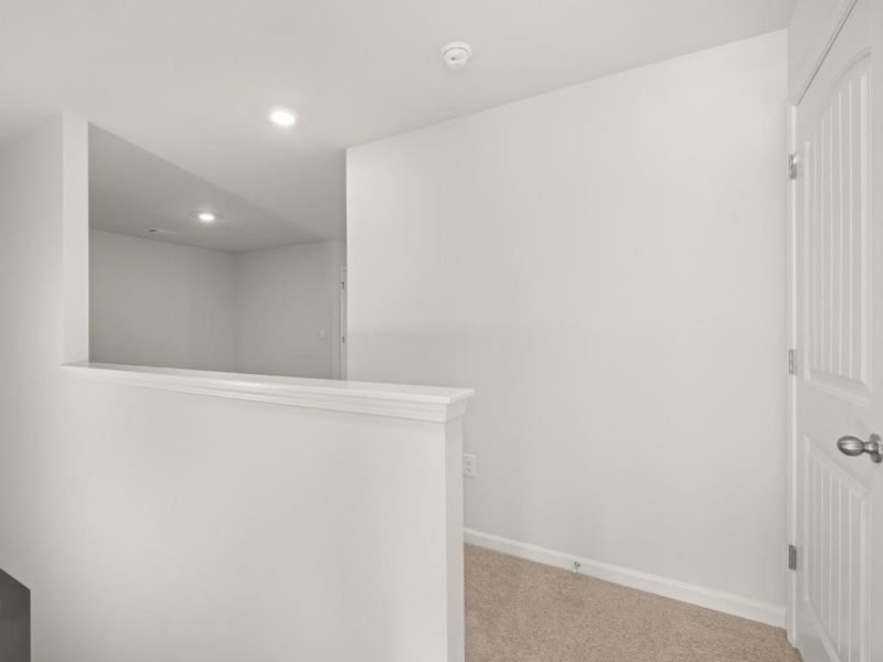 Image 44 of a home in Mountain Park.