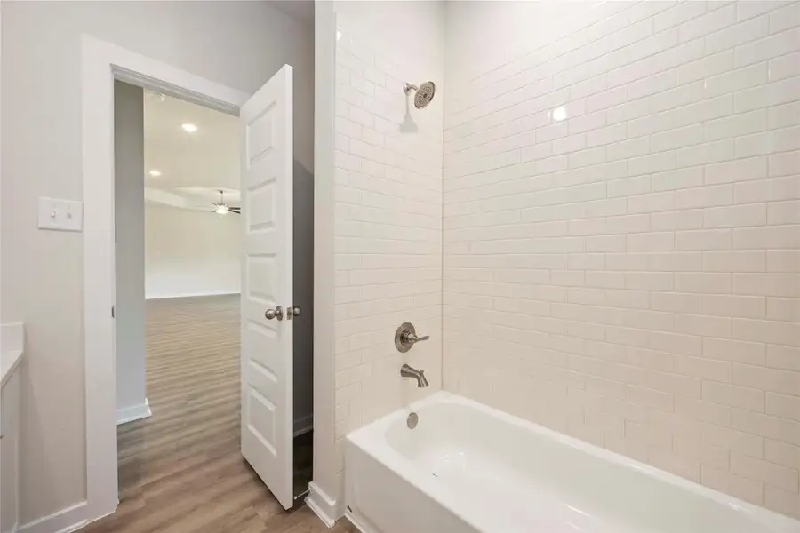 Image 13 of a home in Barton Place.