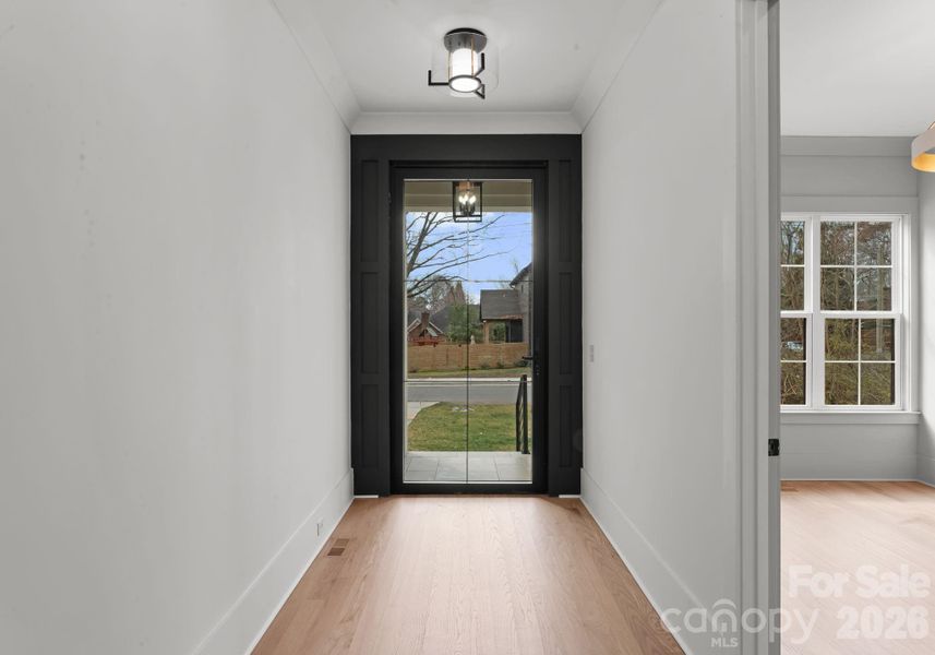 Spacious, unfurnished interior of a new home in , Charlotte (Image 33).