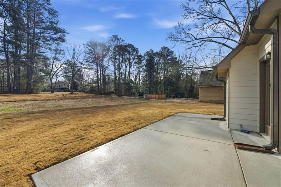 Exterior details and patio area of a home in , Conyers (Image 3).