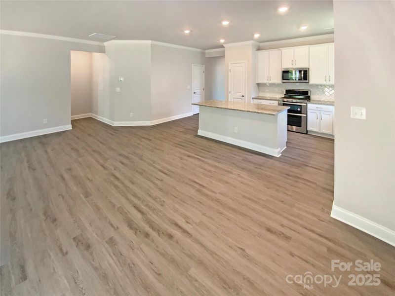 Spacious, unfurnished interior of a new home in Edgewater, Lancaster (Image 15). Spacious, unfurnished interior of a new home in Edgewater, Lancaster (Image 15).