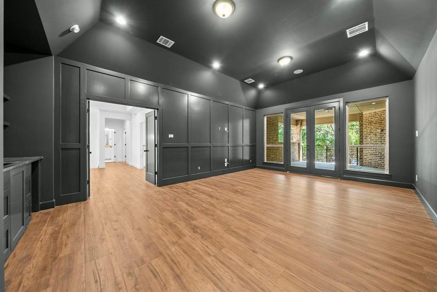 Spacious, unfurnished interior of a new home in , Cedar Hill (Image 16).