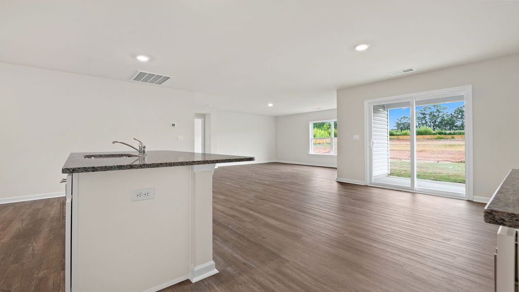 Spacious, unfurnished interior of a new home in Harrier Point, Woodruff (Image 21).