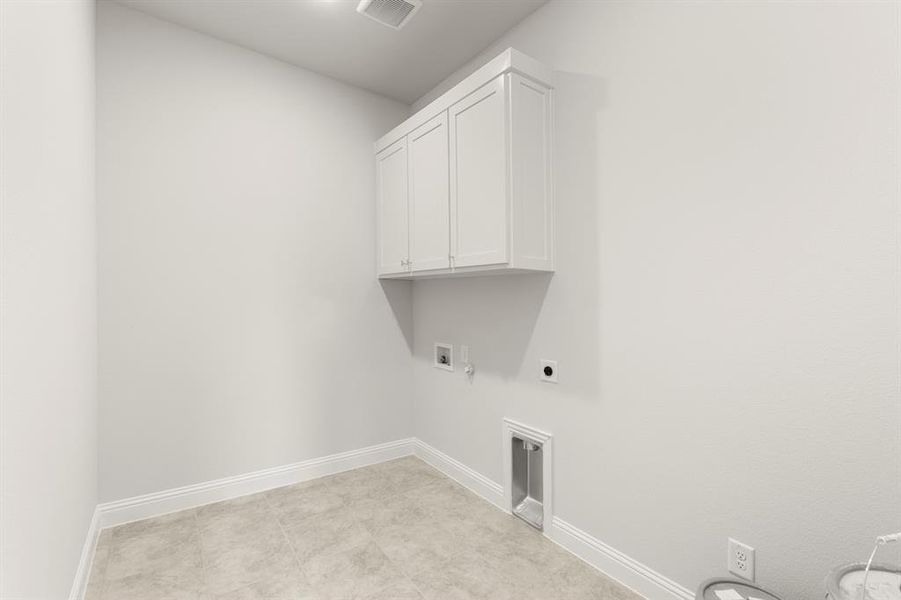 12. 9304 Blooming Ivy - Utility 12. 9304 Blooming Ivy - Utility