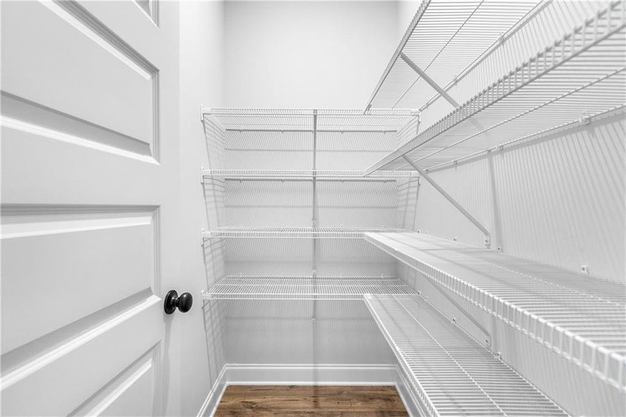 Spacious, unfurnished interior of a new home in Calgary Downs, Winder (Image 20).