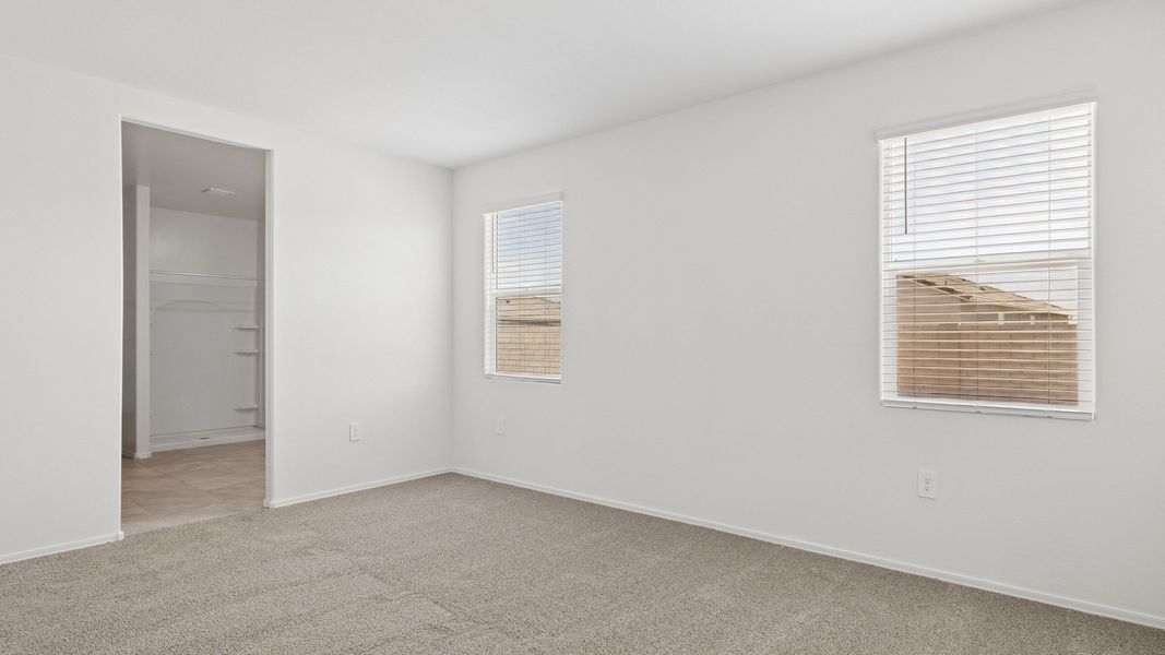 Representative unfurnished interior of a home built from the Lakeway by D.R. Horton in Heartland Ranch, Coolidge (Image 31).