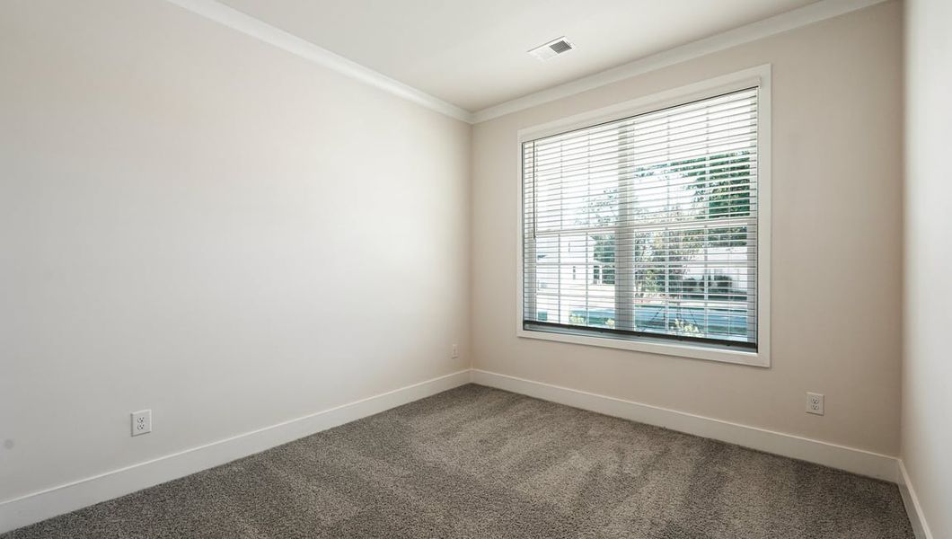Spacious, unfurnished interior of a new home in Oak Grove Hill, Huntersville (Image 25).