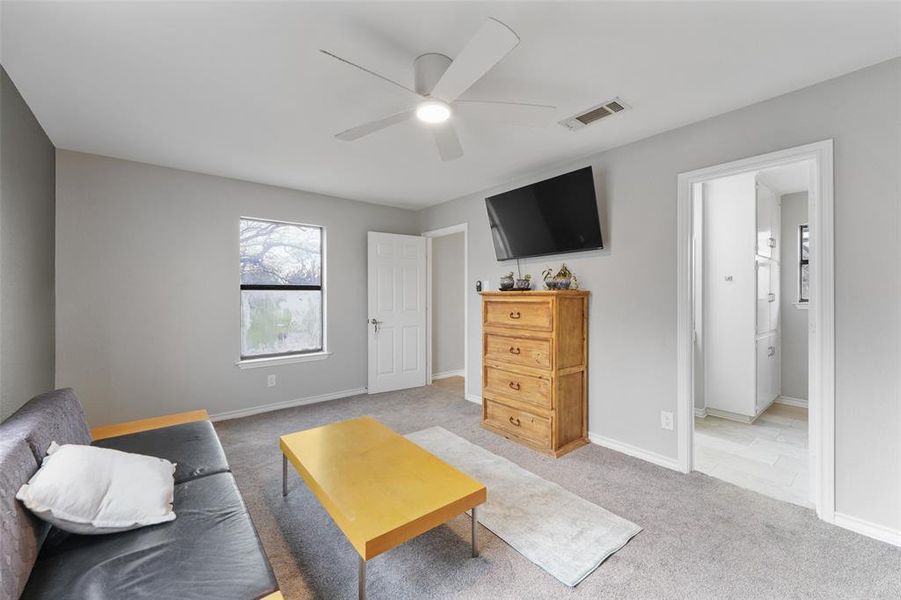 Furnished interior view inside a new home in , Springtown (Image 11).