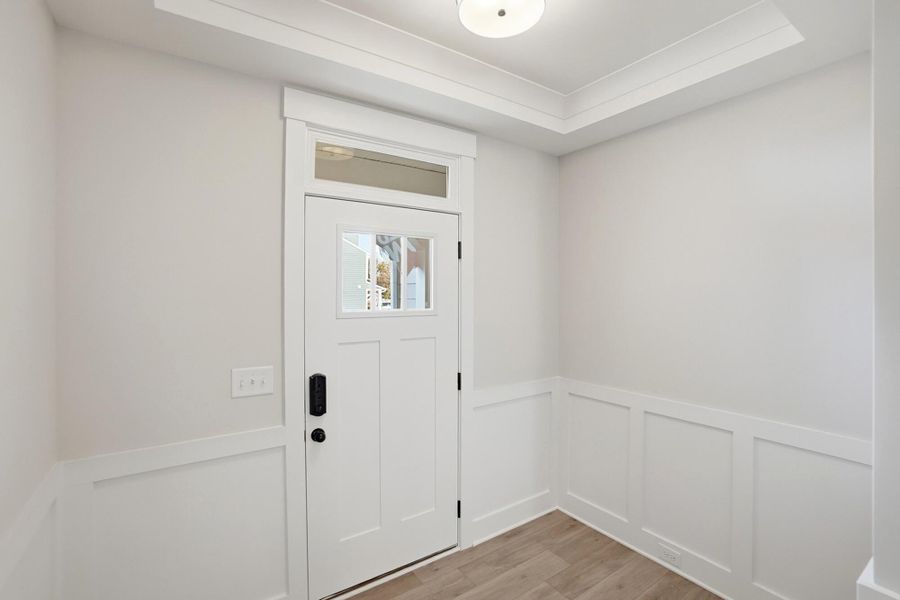 Spacious, unfurnished interior of a new home in Blythe Mill Townhomes, Waxhaw (Image 19).