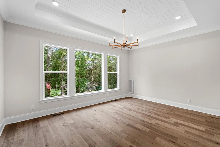 Wilshire A Primary suite