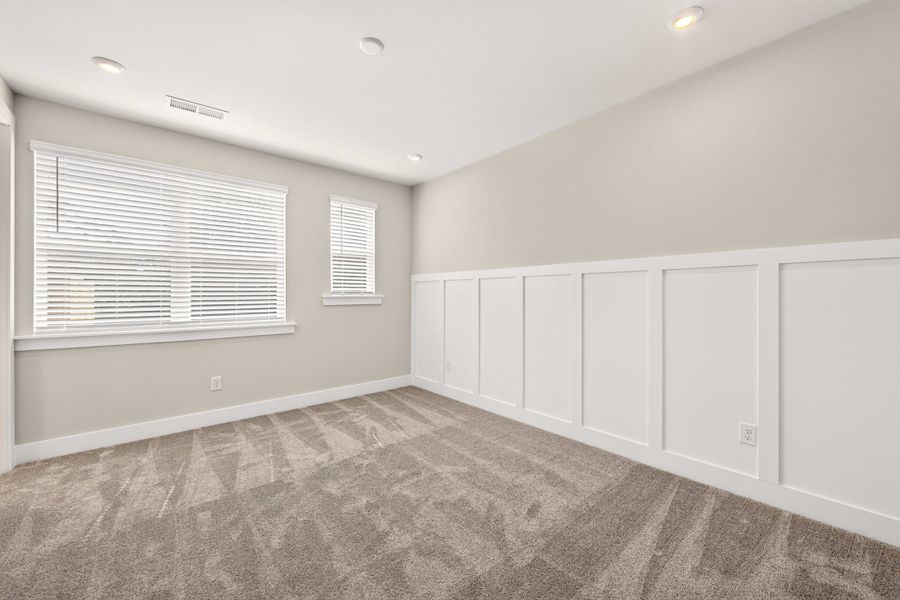Spacious, unfurnished interior of a new home in Context at Oakhurst, Charlotte (Image 29). Spacious, unfurnished interior of a new home in Context at Oakhurst, Charlotte (Image 29).