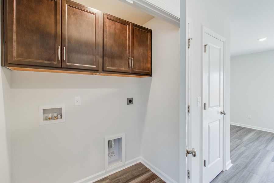 Image 29 of a home in Astoria.