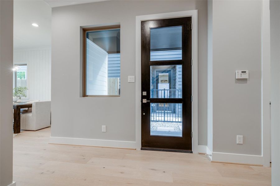 * Est Comp 6/30/26 * * PHOTO OF MODEL HOME * SELECTIONS MAY VARY * PHOTOS MAY SHOW A SIMILAR FLOOR PLAN AND/OR UPGRADED/ALTERNATIVE FINISHES * Please use these photos as a guide ONLY *