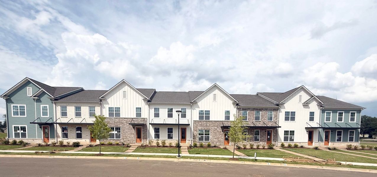 4.99% Interest rate on select homes and up to 3% towards buyer's closing costs.