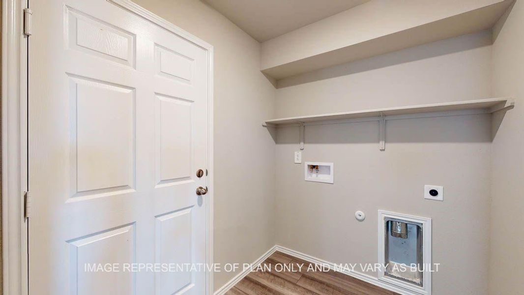 Spacious, unfurnished interior of a new home in , Orange (Image 18).