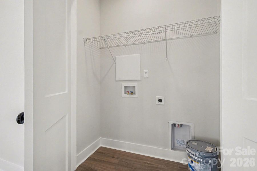 Spacious, unfurnished interior of a new home in , Salisbury (Image 19).