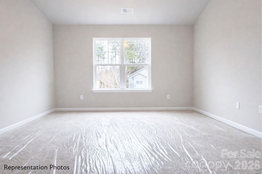 Spacious, unfurnished interior of a new home in , Charlotte (Image 8).