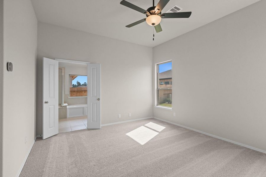 Spacious, unfurnished interior of a new home in Escondido, Magnolia (Image 19). Spacious, unfurnished interior of a new home in Escondido, Magnolia (Image 19).