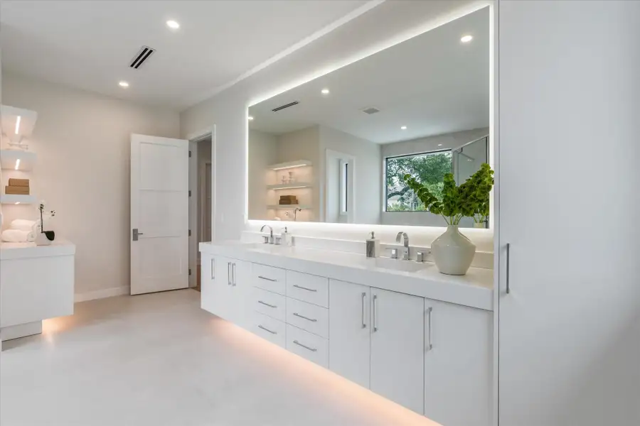 19-1625 SE 1st Street Ft. Lauderdale, FL