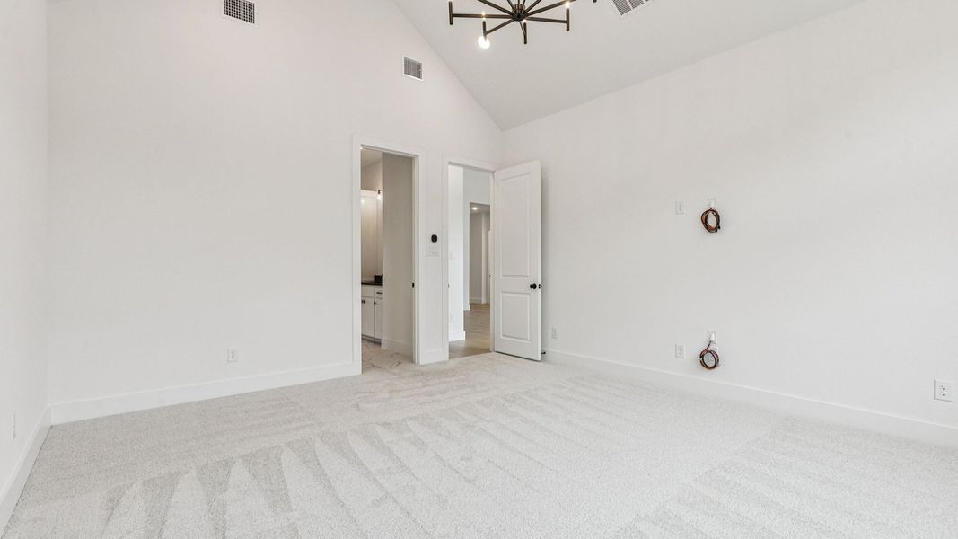 Spacious, unfurnished interior of a new home in Eliana, McKinney (Image 24).