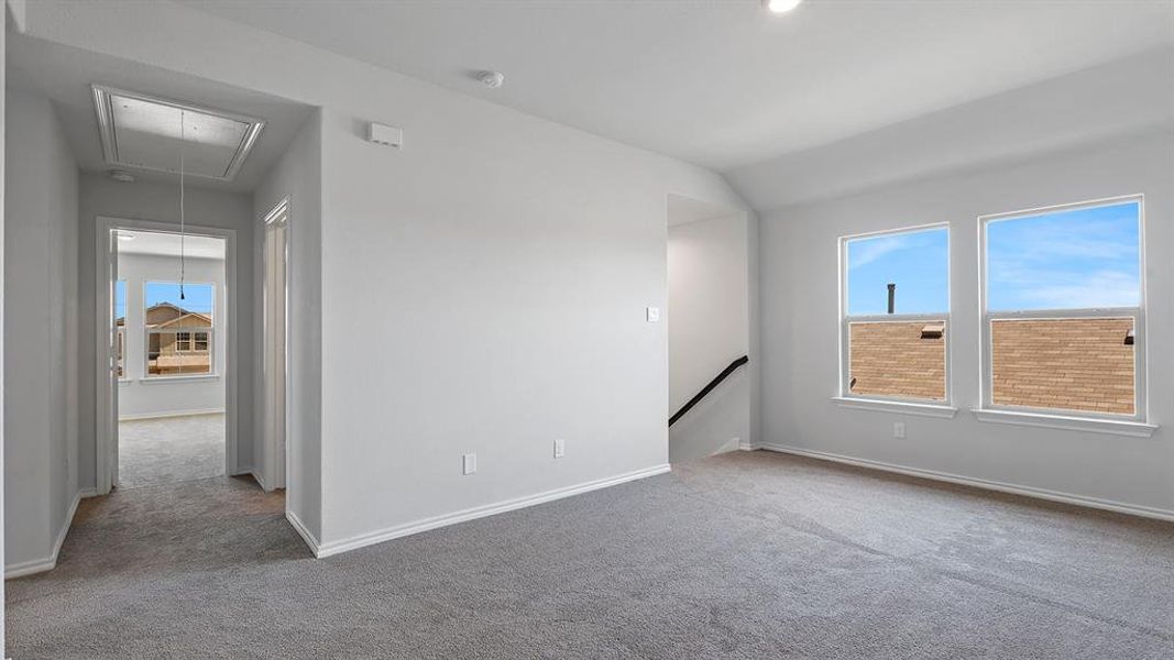 Spacious, unfurnished interior of a new home in Springhill South, Boyd (Image 23).