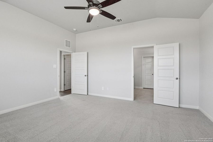 Spacious, unfurnished interior of a new home in Estancia Ranch - Premier Series, San Antonio (Image 54). Spacious, unfurnished interior of a new home in Estancia Ranch - Premier Series, San Antonio (Image 54).