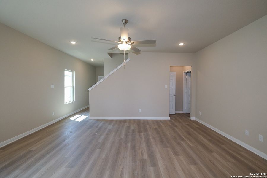 Spacious, unfurnished interior of a new home in Park Place, New Braunfels (Image 34).