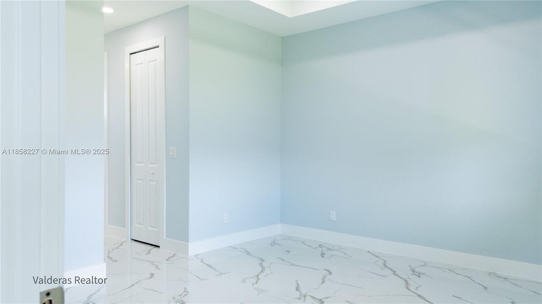 Image 36 of a home in .