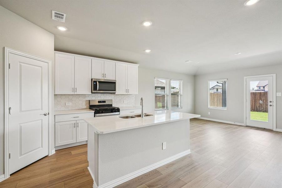 Photo is not of the actual home, but is an inspirational photo of builder’s model home and may depict options, furnishings, and/or decorator features that are not included.