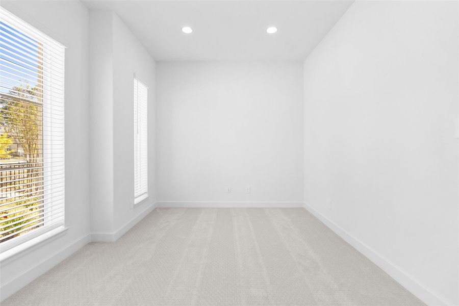 Spacious, unfurnished interior of a new home in Audubon Park 70', Magnolia (Image 18).