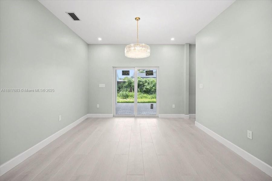 Spacious, unfurnished interior of a new home in , West Palm Beach (Image 25).