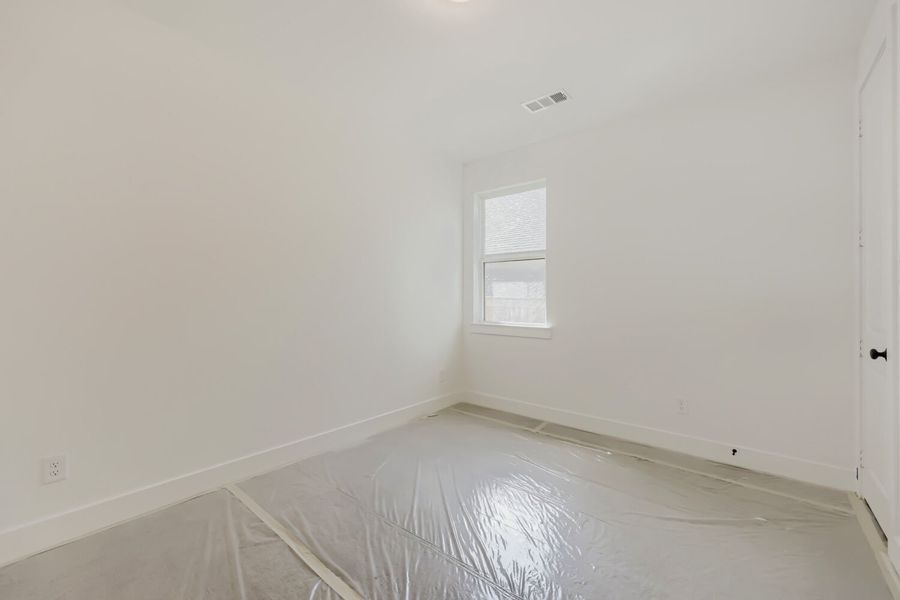 1813 Flowerfield - Bedroom