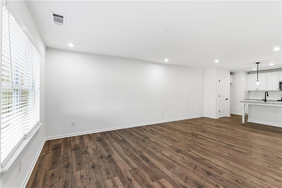 Spacious, unfurnished interior of a new home in Silver Leaf, Dawsonville (Image 24).