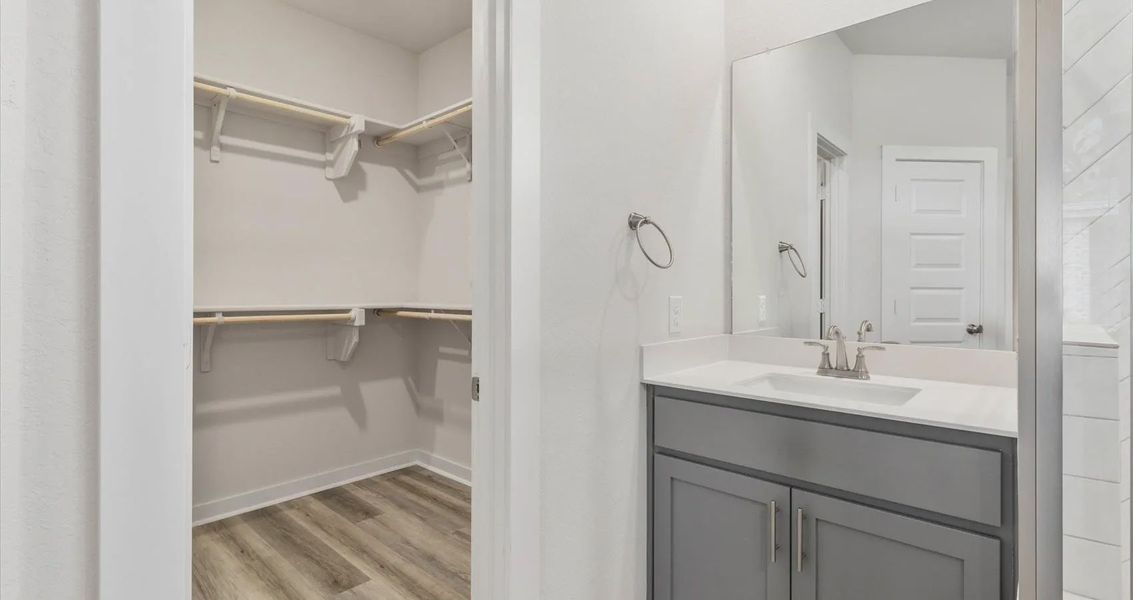 Representative furnished interior of a home built from the Connor by Chesmar Homes in Meyer Ranch, New Braunfels (Image 8).
