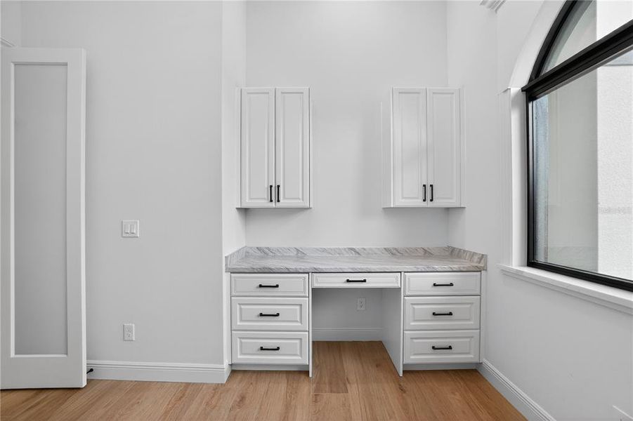 Furnished interior view inside a new home in , Port Charlotte (Image 66).