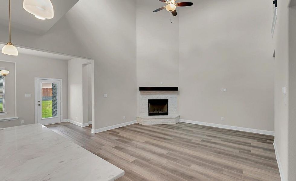 Spacious, unfurnished interior of a new home in , Waco (Image 28). Spacious, unfurnished interior of a new home in , Waco (Image 28).