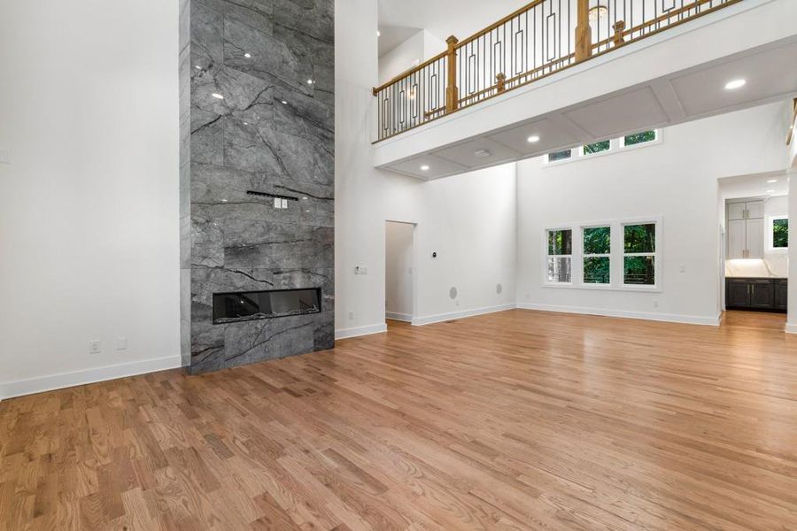 Spacious, unfurnished interior of a new home in , Atlanta (Image 47).