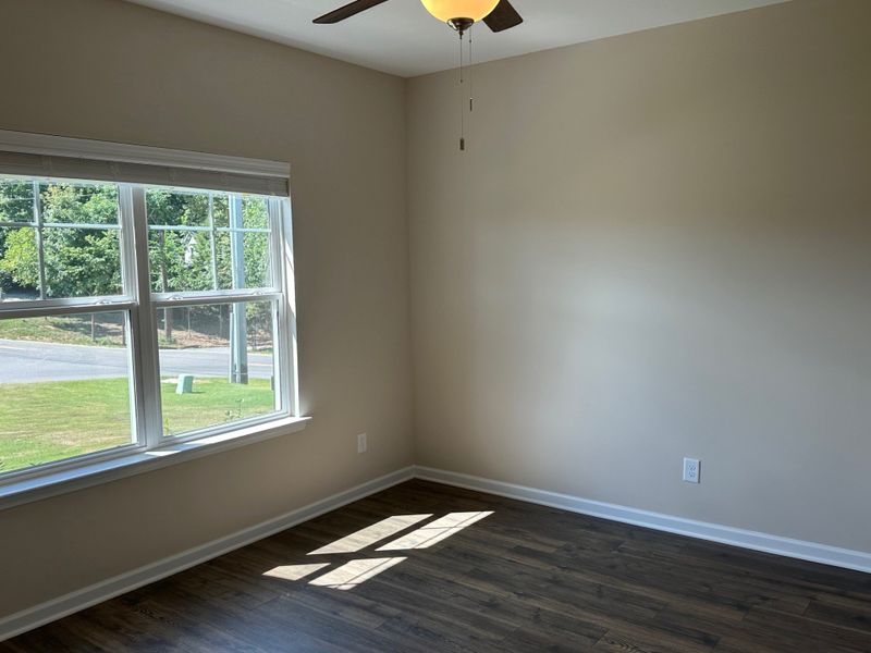 Spacious, unfurnished interior of a new home in Cumberland Estates, Fairview (Image 8).