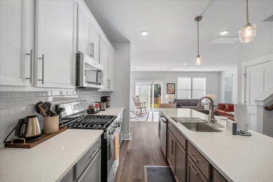 Furnished interior view inside a new home in Coopers Bluff, Hanahan (Image 24). Furnished interior view inside a new home in Coopers Bluff, Hanahan (Image 24).