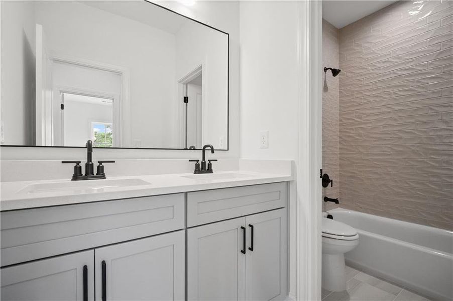 Image 58 of a home in Lakeside at River Green.