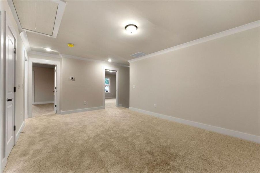 Spacious, unfurnished interior of a new home in Steeplechase, Hoschton (Image 30).