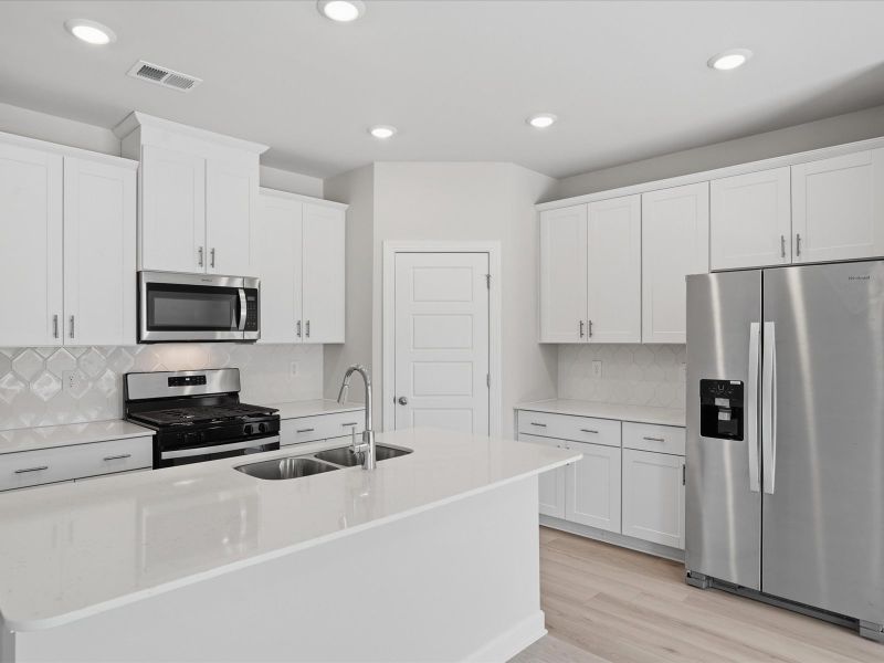 Furnished interior view inside a new home in Collier Ridge, Moore (Image 3).