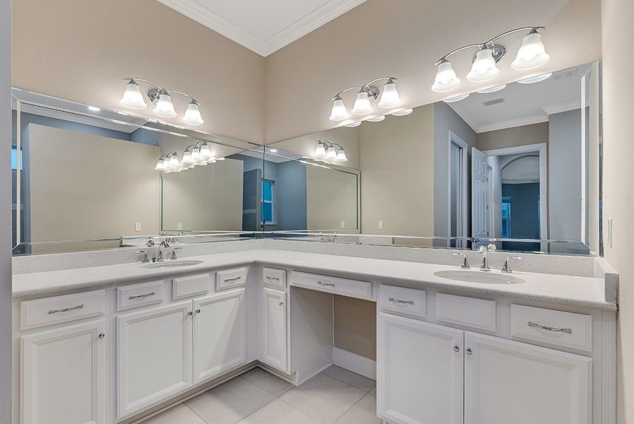 Sawgrass with Bonus Owner's Bath Vanity