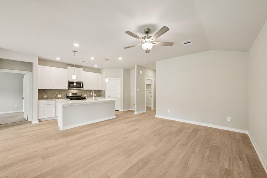 Photo is not of the actual home but is an inspirational photo of builder’s model home and may depict options, furnishings, and/or decorator features that are not included.