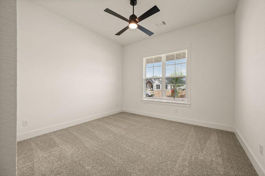 Spacious, unfurnished interior of a new home in NorthGlen, Haslet (Image 41).