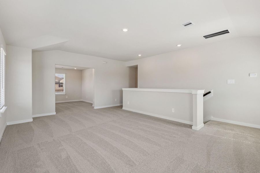 Spacious, unfurnished interior of a new home in Landing Meadows - Premier Series, New Caney (Image 19). Spacious, unfurnished interior of a new home in Landing Meadows - Premier Series, New Caney (Image 19).