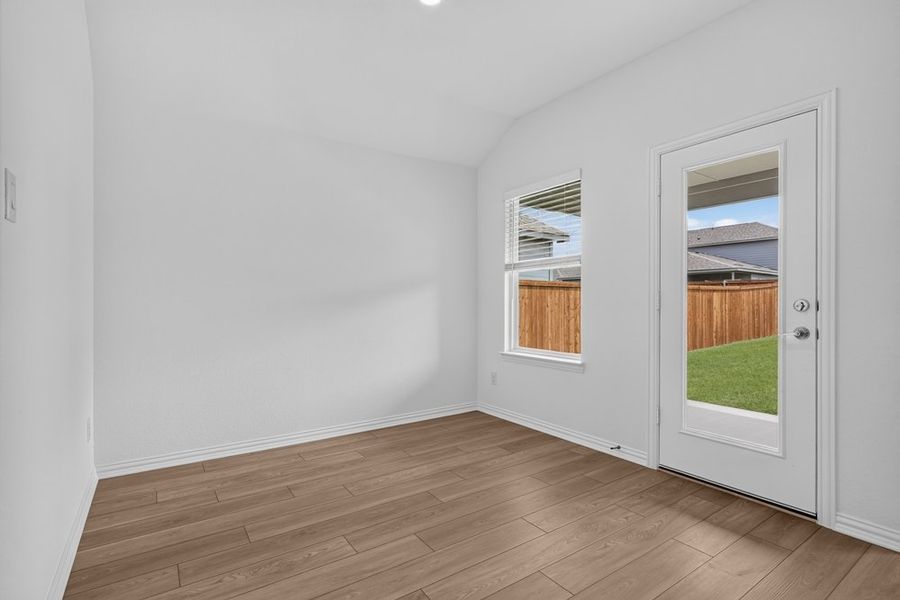 Spacious, unfurnished interior of a new home in River Ridge, Crandall (Image 19).