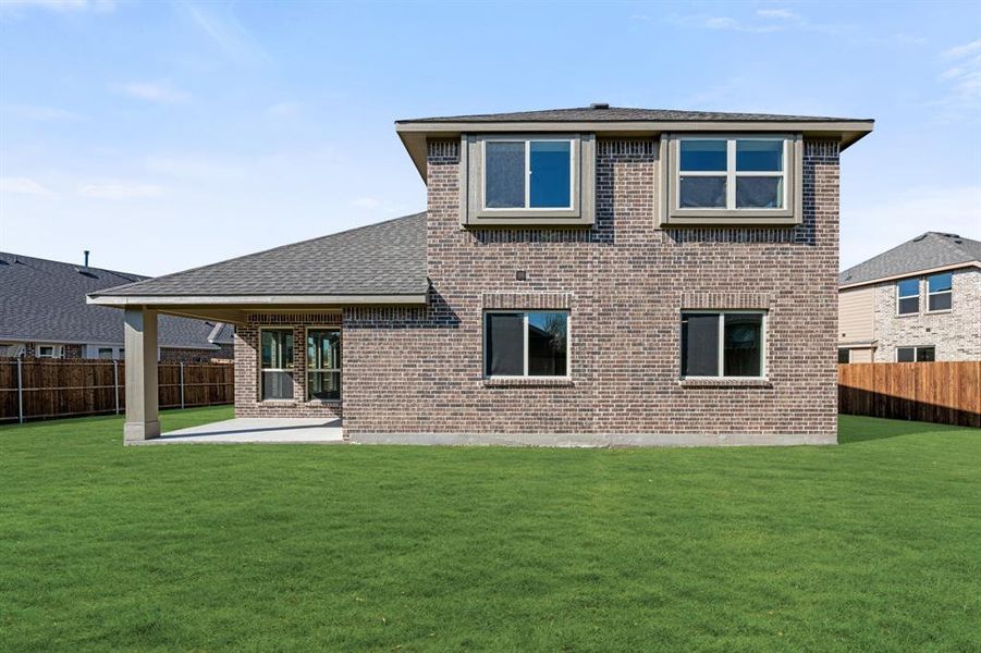 Exterior details and patio area of a home in Sable Creek, Sanger (Image 24). Exterior details and patio area of a home in Sable Creek, Sanger (Image 24).