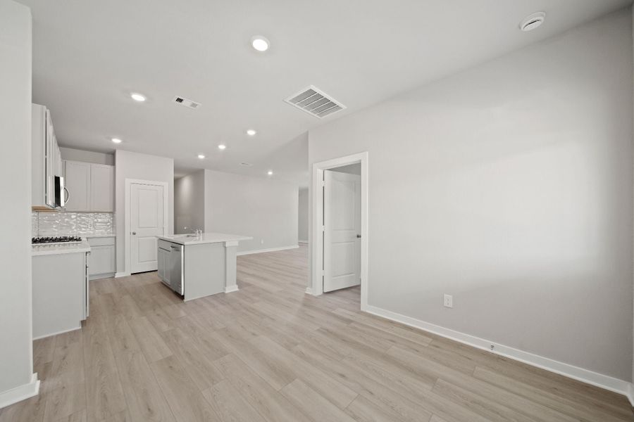 2,252sf New Home in Texas City, TX.  - Slide 10